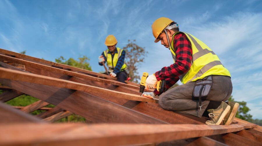 Professional gutter cleaning in Clifton, KS